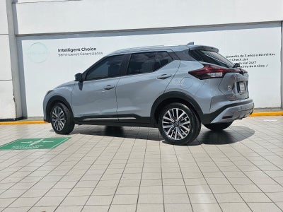 2022 Nissan KICKS 5 PTS PLATINUM 16L TA AAC AUT PIEL GPS RA-18