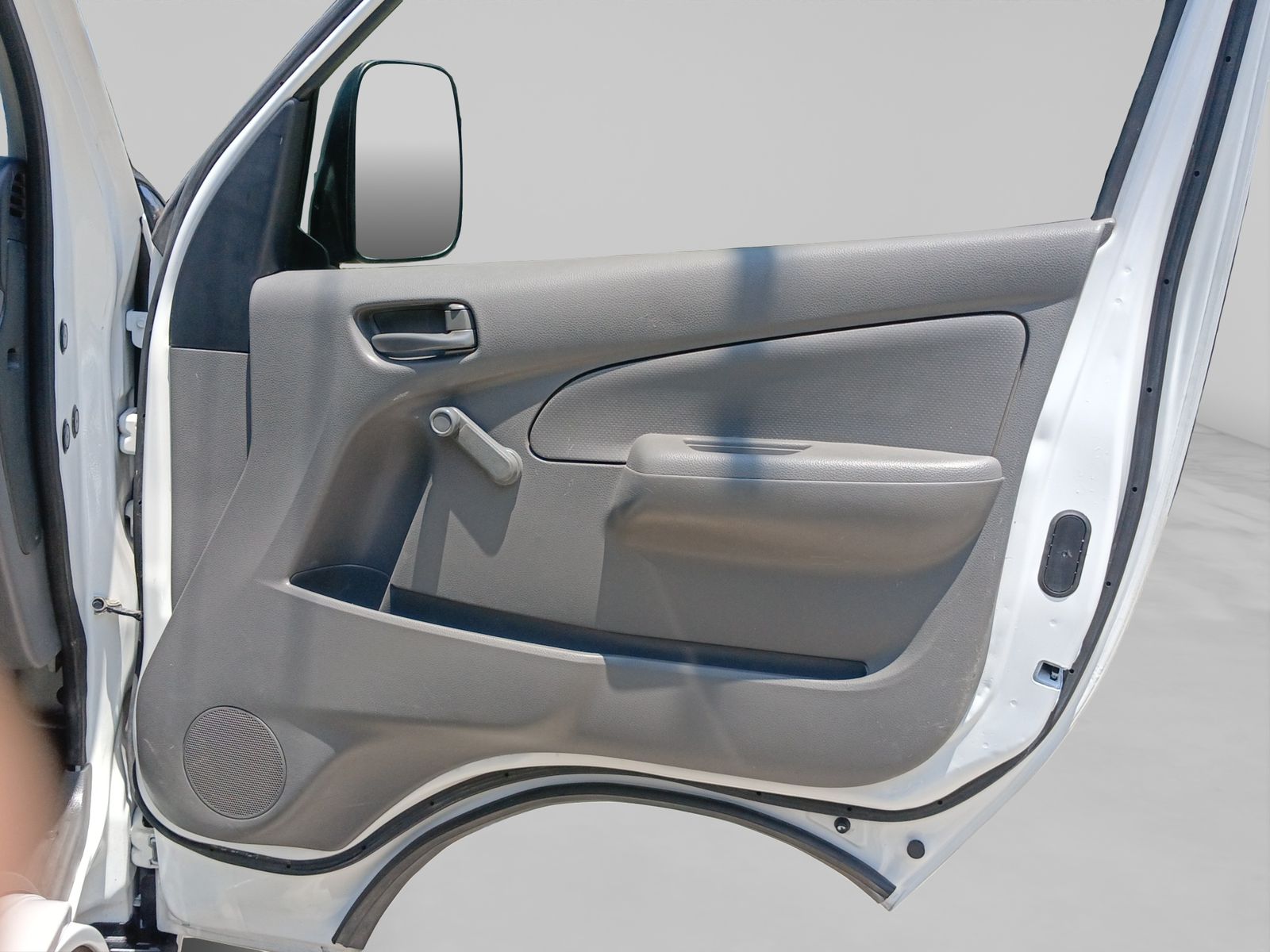 2022 Nissan URVAN 4 PTS AMPLIA VENTANAS TM5