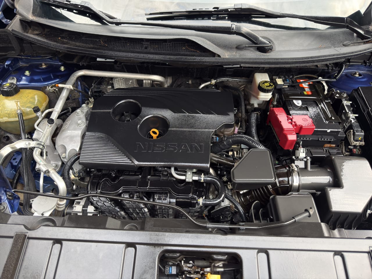 2023 Nissan X-TRAIL PLATINUM 2 FILAS