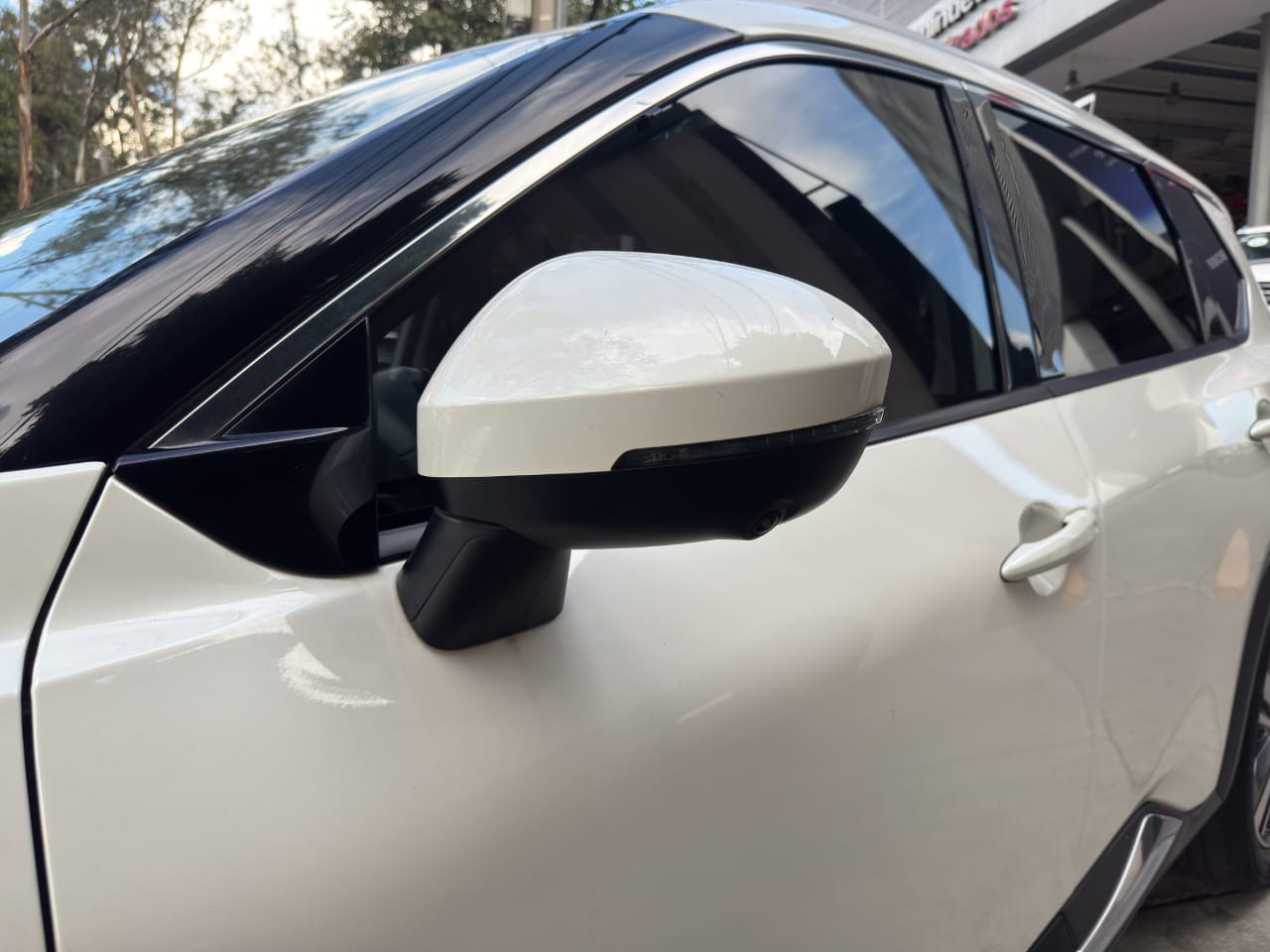 2023 Nissan X-TRAIL PLATINUM 2 FILAS
