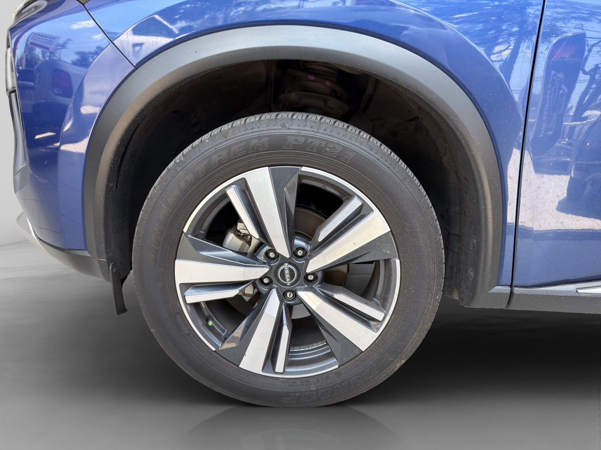 2024 Nissan X-TRAIL 5P PLATINUM 2 ROW L42.5 AUT