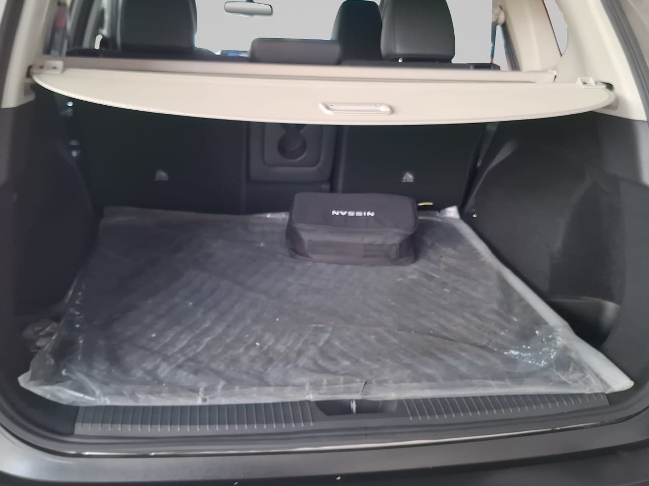 2025 Nissan X-TRAIL 5P PLATINUM E.POWER HEV L31.5 AUT