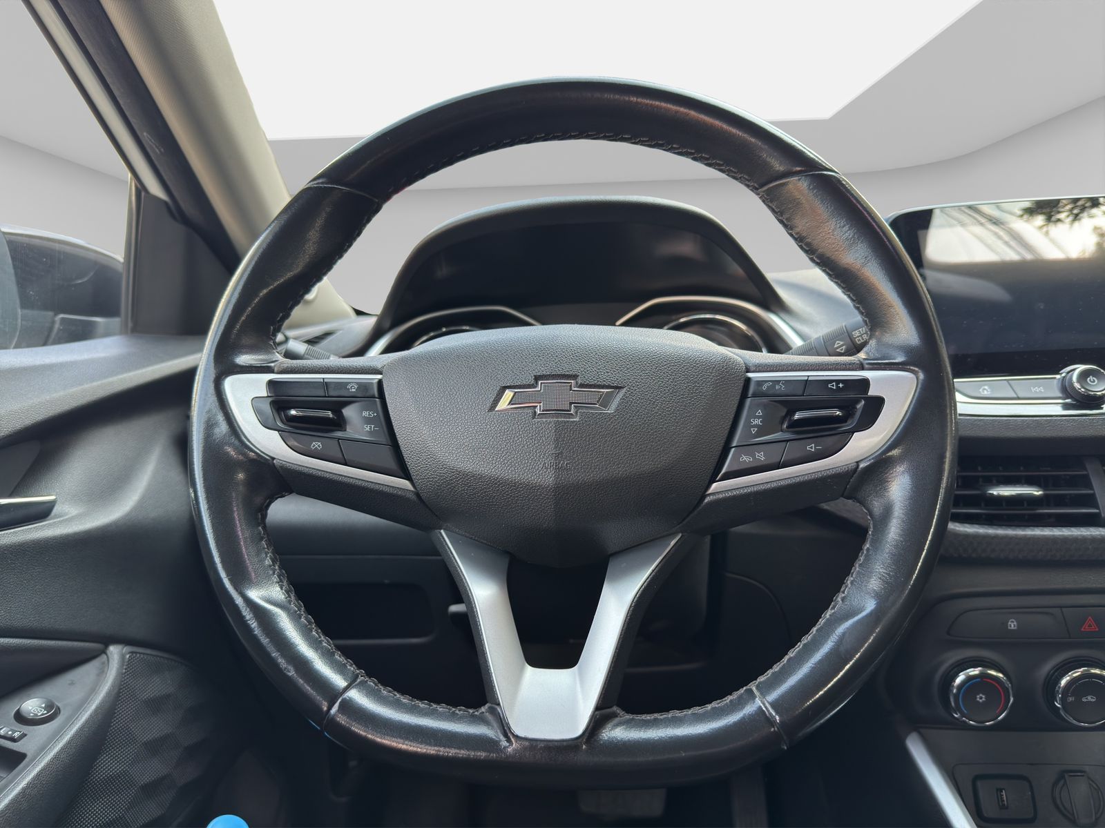 2023 Chevrolet ONIX 4 PTS PREMIER RED LINE 10T TA AAC AUT BA VE F LED QC RA-16