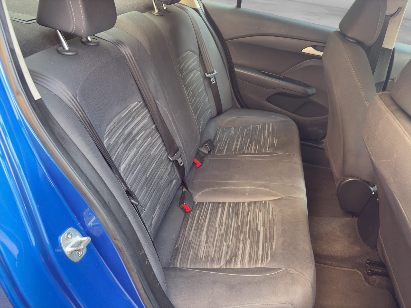 2019 Chevrolet CAVALIER 4 PTS LS 15L TA AAC VE R-15