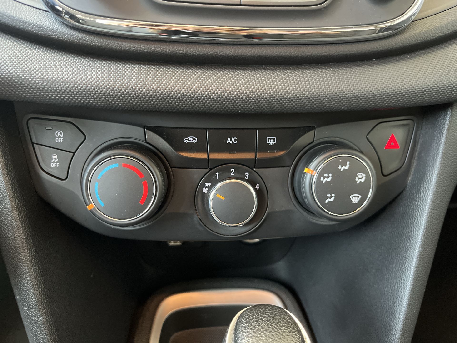 2023 Chevrolet CAVALIER A 4 PTS LS 13T TA AAC VE RA-16